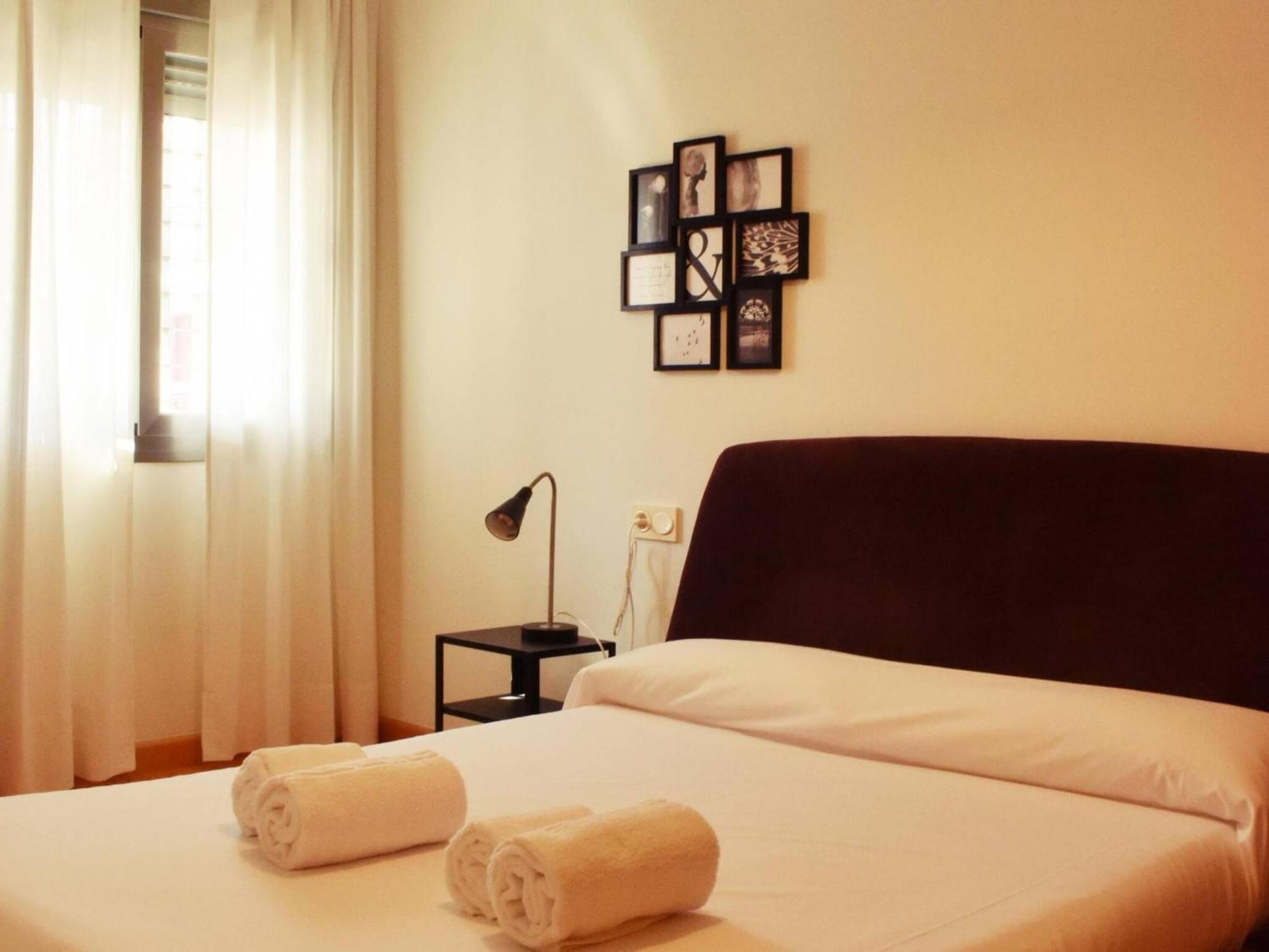 Tranquilo Apartamento Cerca Del Centro Historico Málaga Esterno foto